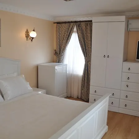 Aparthotel Corner Taksim 3*