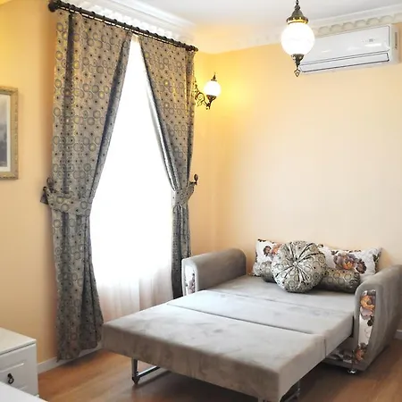 Aparthotel Corner Taksim 3*