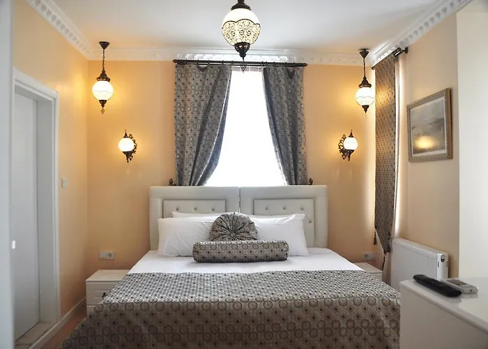 Aparthotel Corner Taksim 3*