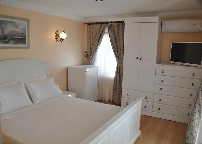 Aparthotel Corner Taksim 3*