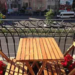 Ξενοδοχείο με διαμερίσματα Corner Taksim