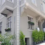 Ξενοδοχείο με διαμερίσματα Corner Taksim