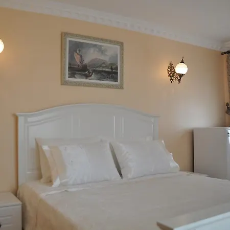 Corner Taksim Aparthotel 3*