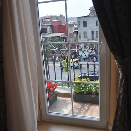 Corner Taksim Aparthotel Istanbul